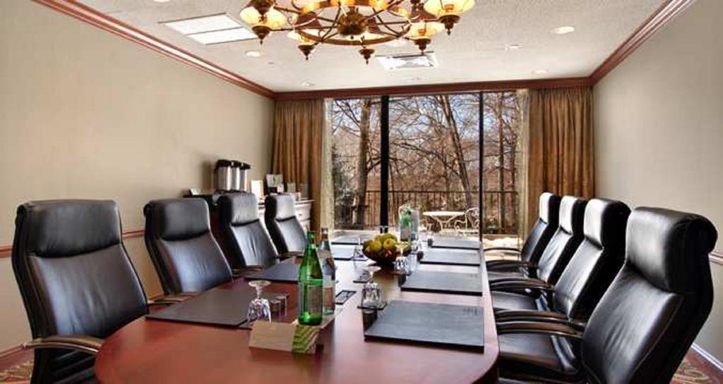 Hilton Westchester Rye Brook ภายนอก รูปภาพ