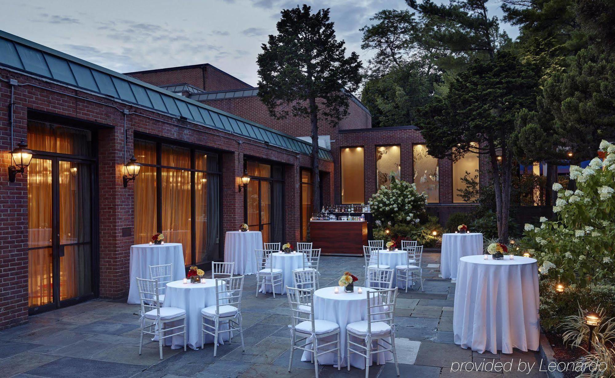Hilton Westchester Rye Brook ภายนอก รูปภาพ