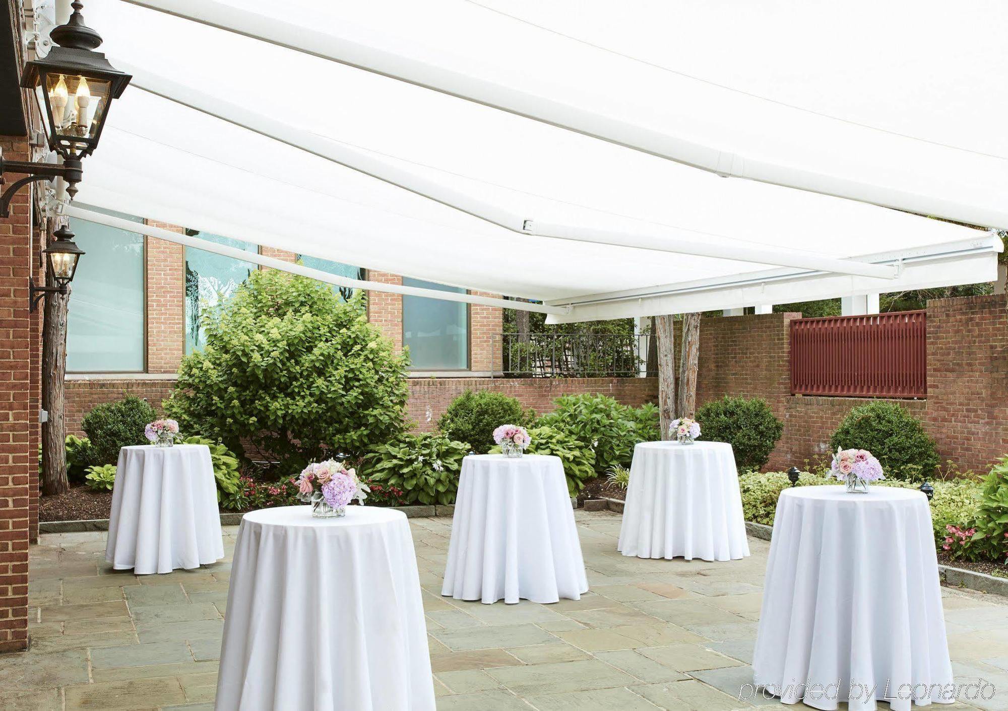 Hilton Westchester Rye Brook ภายนอก รูปภาพ