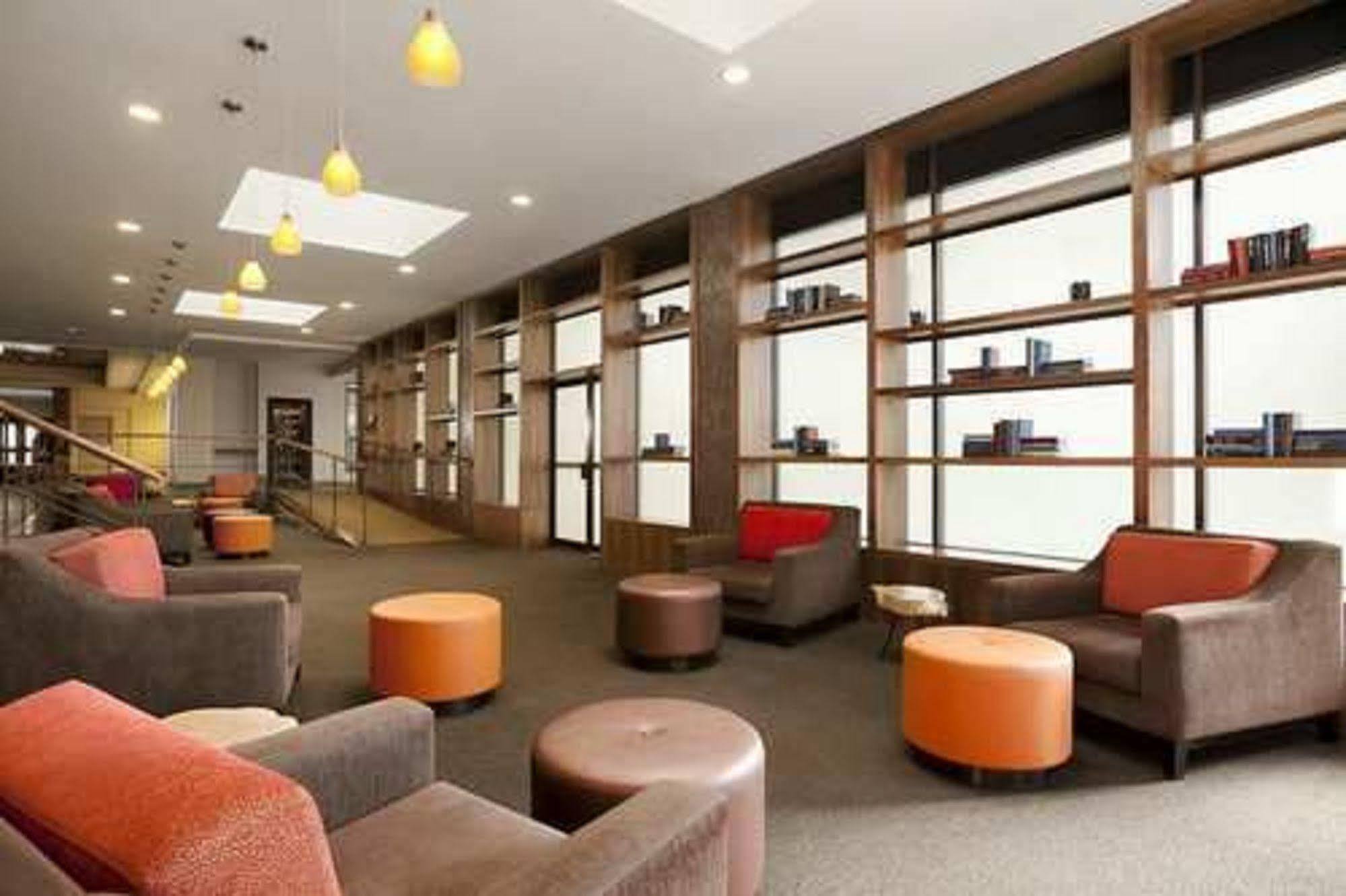 Hilton Westchester Rye Brook ภายนอก รูปภาพ